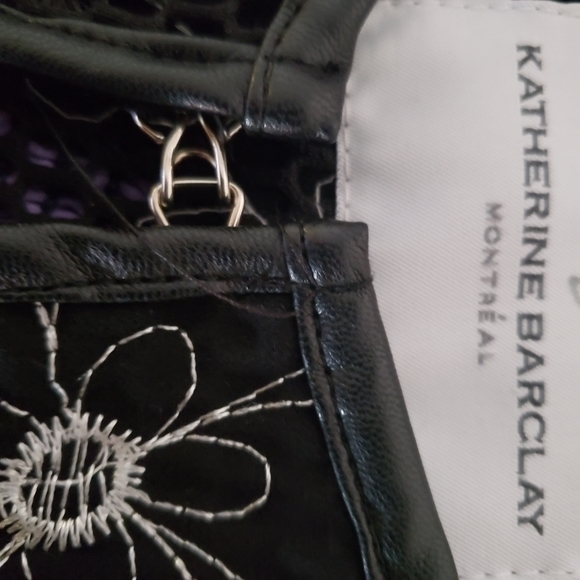 Embroidered Jacket‎ - Picture 6 of 7